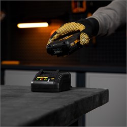 Батарея аккумуляторная IB-18-2.0, Li-Ion, 18 В, 2.0 А/ч Denzel 10571