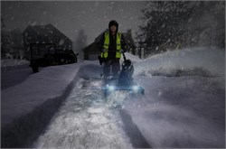 Аккумуляторный бесщеточный снегоуборщик GreenWorks GD82ST 82V, АКБ 5Ач и ЗУ 2602507UB 10890