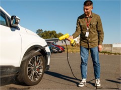 Очиститель высокого давления аккумуляторный MOLOT MPW 1825 XLT Lite SOLO (18 В, БЕСЩЁТ, 25 Бар, 3 л/мин, шланг 5 метров) 10560