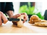 Нож для чистки 8 см Edge Fiskars 7013